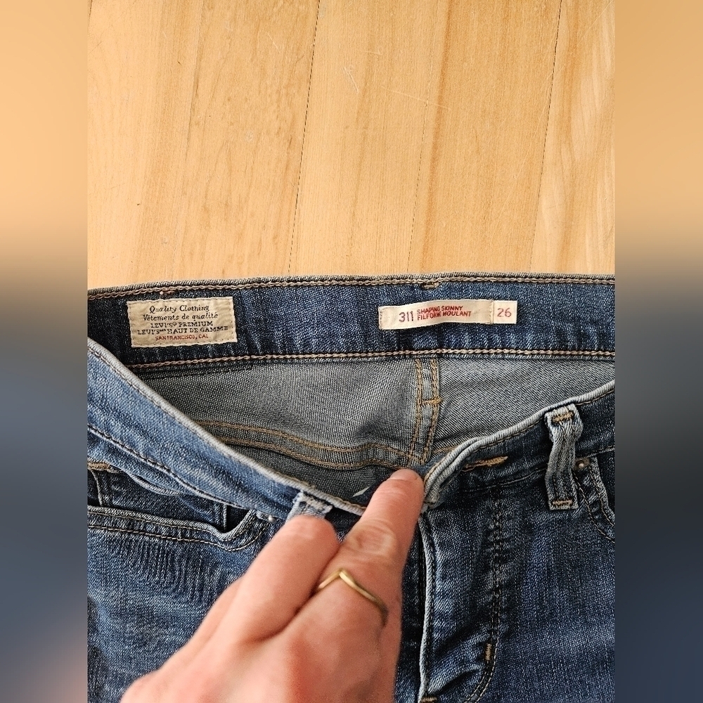 Shaping skinny LEVI'S  jeans 311 blue size 26 - Picture 4 of 4